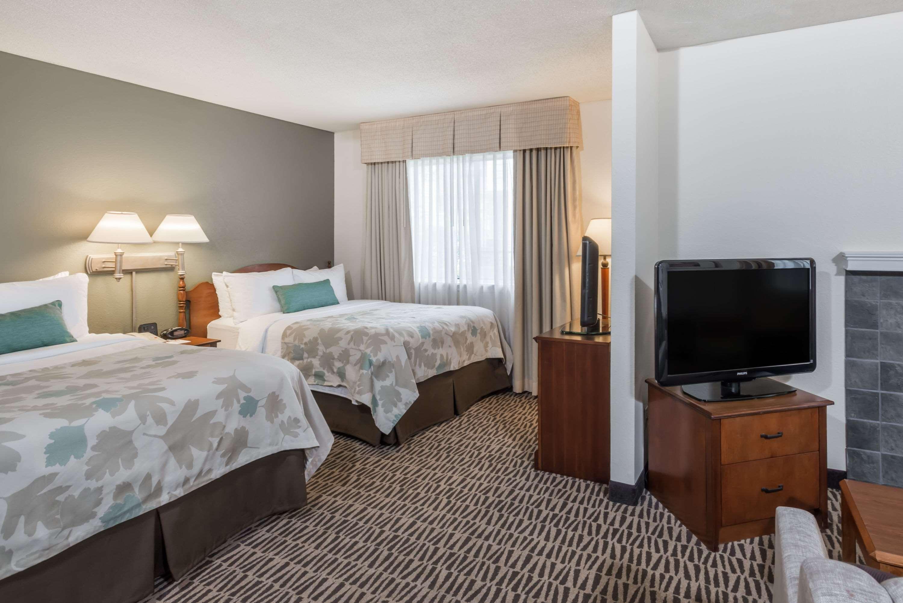 Best Western Fishkill Inn & Suites Exterior photo