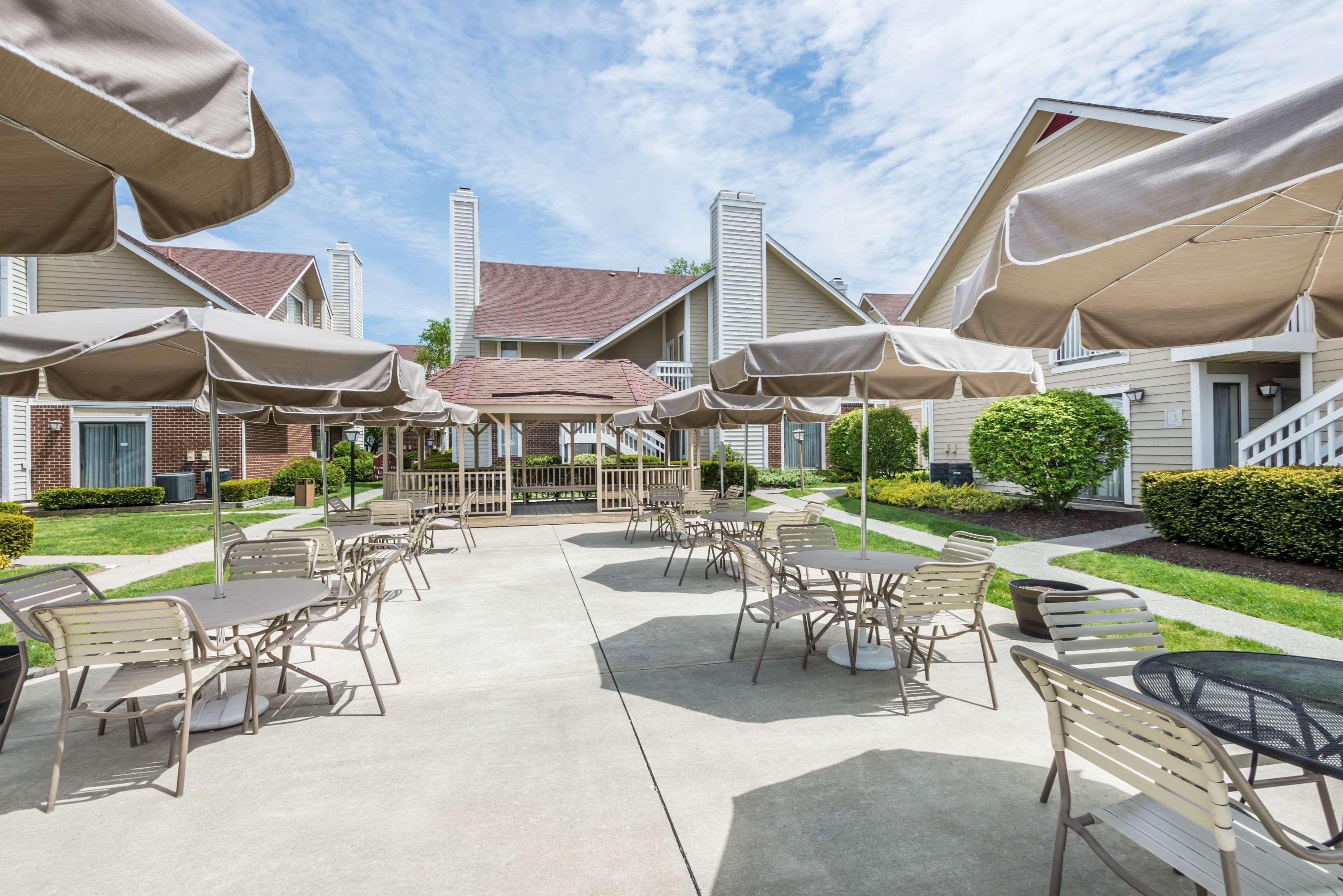 Best Western Fishkill Inn & Suites Exterior photo